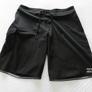 Billabong Men's Classic Boardshort - 32 - NWOT